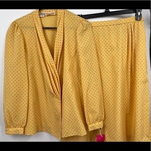 Vintage 1980's Schrader Sports Custom Casual Skirt & Blouse Set Size 32